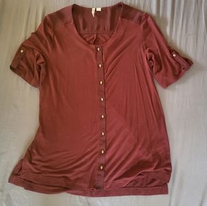 Maroon spike button shirt